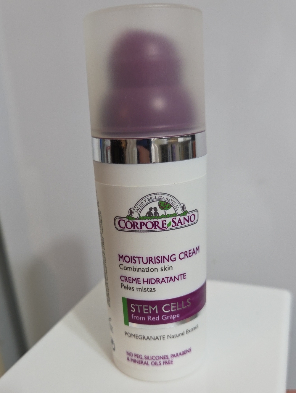 Moisturising Cream with Stem Cells — Purple Pump